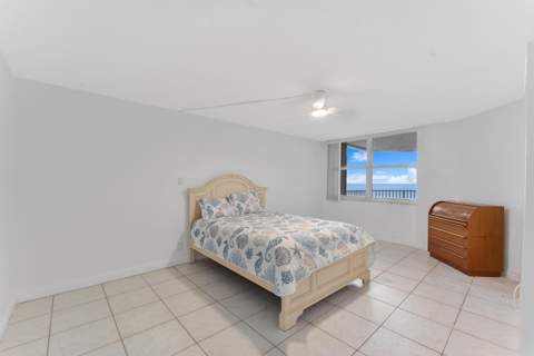 1340 S Ocean Boulevard #1106, Pompano Beach FL - photo 8 of 41