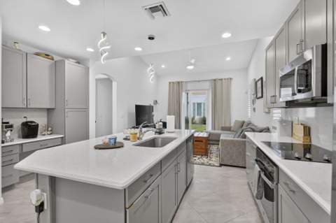 12929 Trevi Isle Drive, Palm Beach Gardens FL - photo 16 of 62