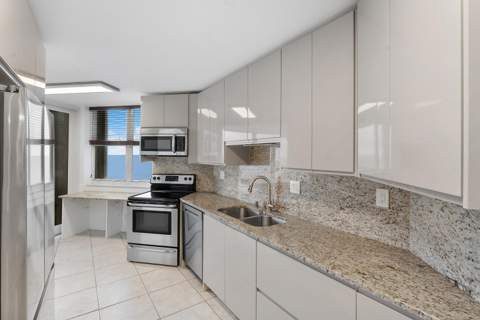 1340 S Ocean Boulevard #1106, Pompano Beach FL - photo 18 of 41
