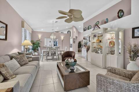 2260 Sapphire Circle, West Palm Beach FL - photo 21 of 89
