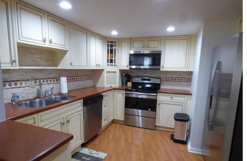 2 bedroom Condominium at 2800 N Ocean Drive #B-5c, Phoenix Towers Condo, Singer Island — photo 3