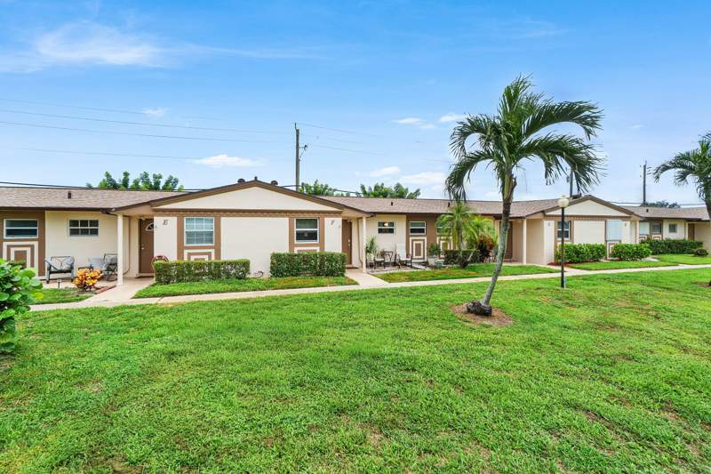 1 bedroom Condominium at 2883 Crosley Drive #F, Cresthaven Villas Condo 21, West Palm Beach — photo 3