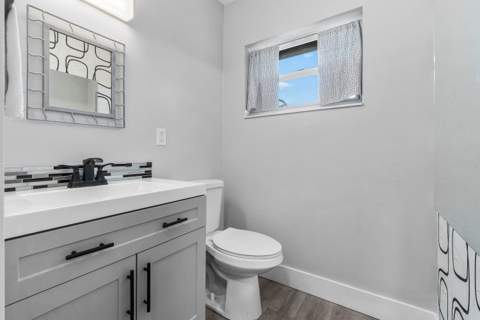 2883 Crosley Drive #F, West Palm Beach FL - photo 16 of 37