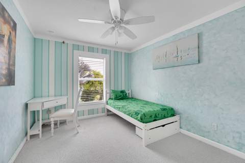 5715 SE Pine Avenue, Stuart FL - photo 15 of 19