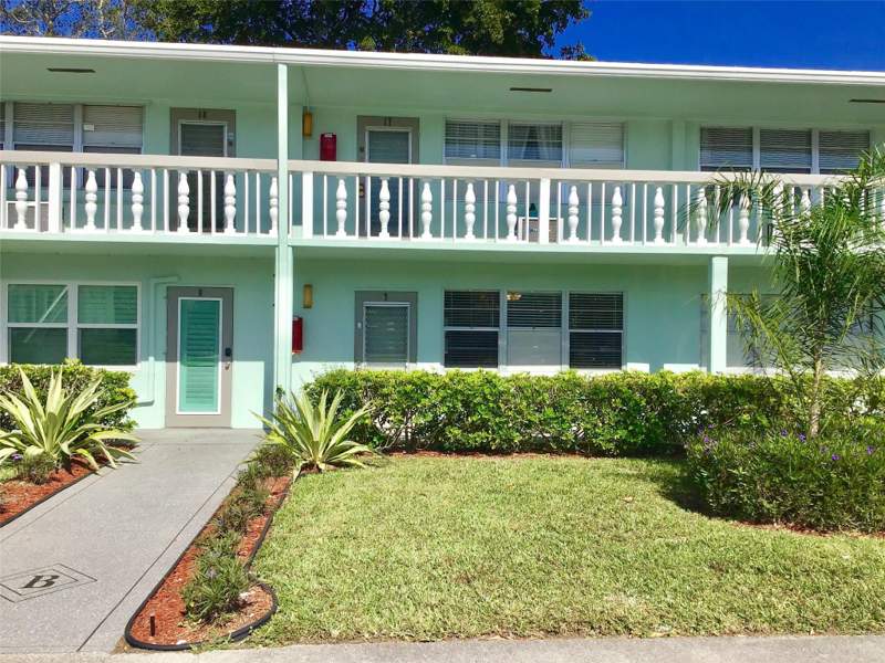 1 bedroom Condominium at 7 Oakridge B #7, Oakridge B Condo, Deerfield Beach — photo 2
