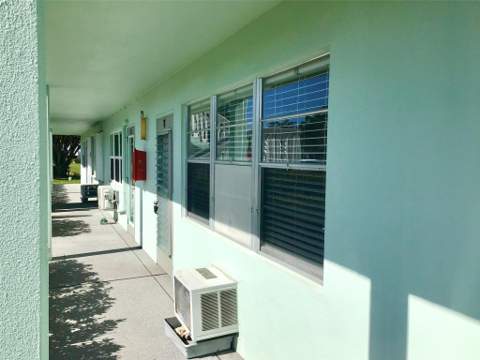 7 Oakridge B #7, Deerfield Beach FL - photo 18 of 22