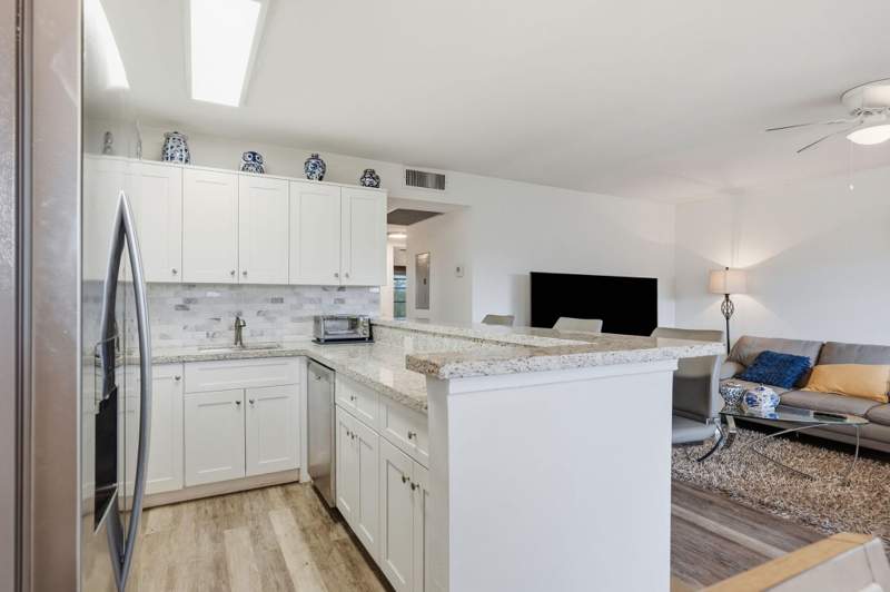 2 bedroom Condominium at 209 Brighton, Brighton At Century Village Condo, Boca Raton — photo 2