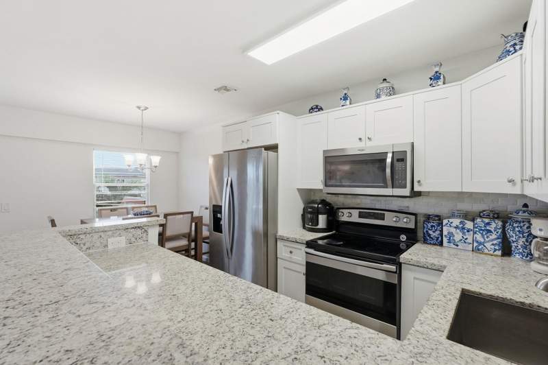 2 bedroom Condominium at 209 Brighton, Brighton At Century Village Condo, Boca Raton — photo 5