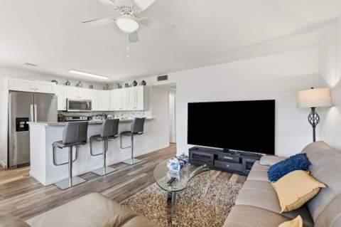 209 Brighton, Boca Raton FL - photo 10 of 37