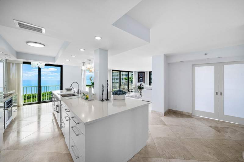 3 bedroom Cabana at 3360 S Ocean Boulevard #3 F I, Thirty-Three Sixty Condo, Palm Beach — photo 2