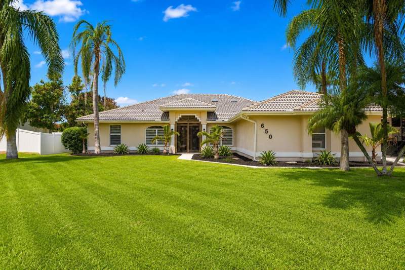 3 bedroom Single Family Residence at 650 SE Hidden River Drive, Hidden River Estates, Port St. Lucie — photo 4