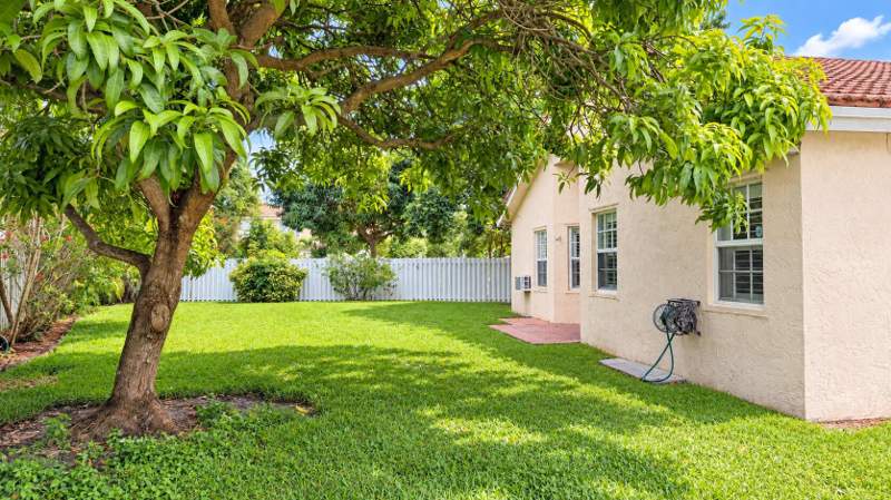 3 bedroom Single Family Residence at 13847 NW 22nd Court, Sawgrass Preserve, Sunrise — photo 5