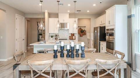 684 SE Ranch Oak Circle, Port St. Lucie FL - photo 9 of 37