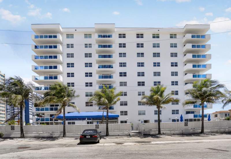 2 bedroom Condominium at 1701 S Ocean Drive #902, Wellington Towers Condo, Hollywood — photo 3