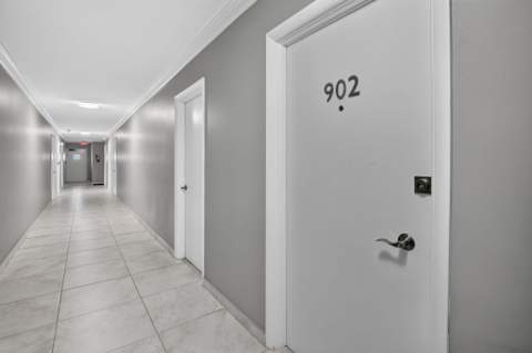 1701 S Ocean Drive #902, Hollywood FL - photo 6 of 51