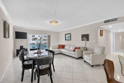 1701 S Ocean Drive #902, Hollywood FL - photo 10 of 51