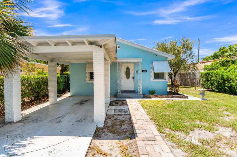 2 bedroom Single Family Residence at 434 49th Street, North Palm Bch 1, West Palm Beach — photo 1