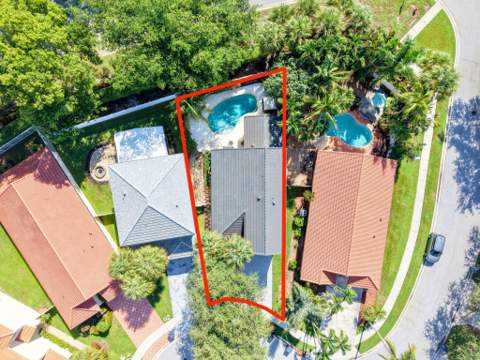 5655 La Quinta Court, Lake Worth FL - photo 7 of 29