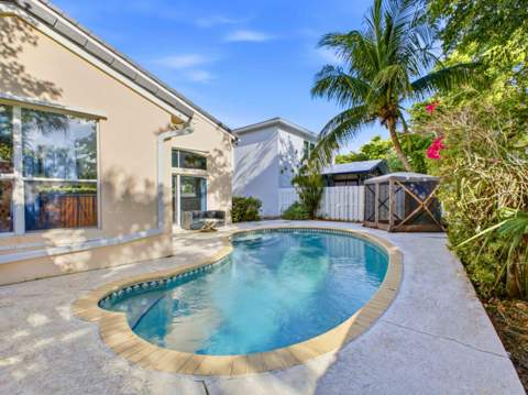 5655 La Quinta Court, Lake Worth FL - photo 23 of 29