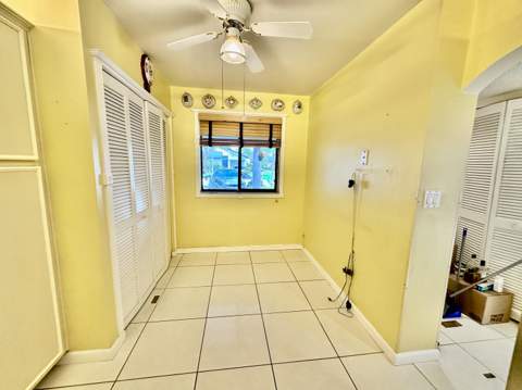 305 Lakeside Court, Sunrise FL - photo 23 of 30
