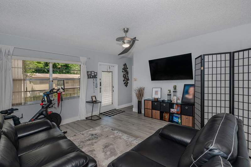 1 bedroom Condominium at 7610 NW 1st Street #205, Oriole Gardens Three 83 Condo, Margate — photo 3