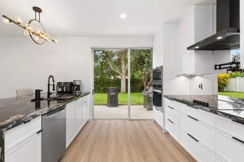 15266 SW 49th Street, Davie FL - photo 13 of 46