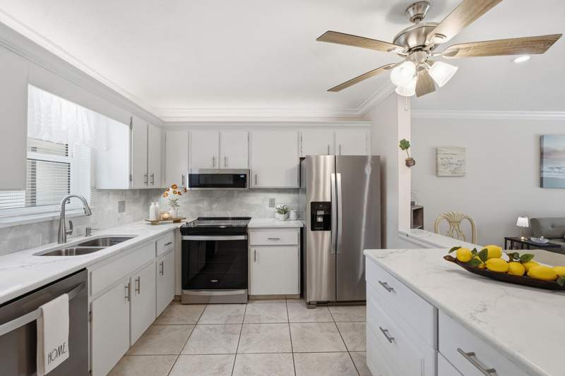 2 bedroom Villa at 6531 SE Federal Highway A-105 Highway, TWIN LAKES SOUTH & TOWN VILLAS CONDO, Stuart — photo 1
