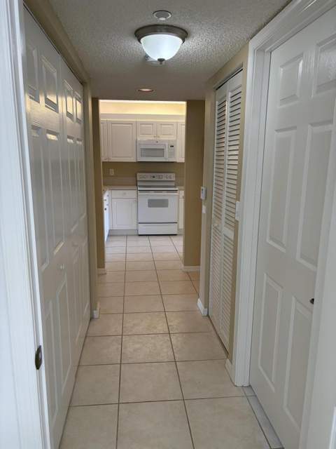 7763 Southampton Terrace #Unit 104, Tamarac FL - photo 12 of 36