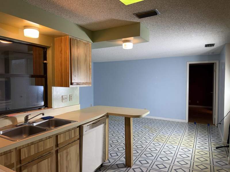 4 bedroom Single Family Residence at 8461 Theresa Road, Le Chalet Iv-B, Boynton Beach — photo 4