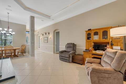 521 SW Lake Manatee Way, Port St. Lucie FL - photo 22 of 35