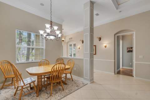 521 SW Lake Manatee Way, Port St. Lucie FL - photo 10 of 35