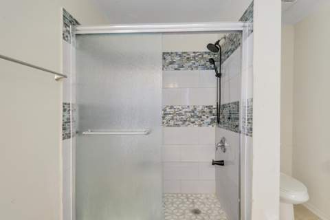 825 SE Cavern Avenue, Port St. Lucie FL - photo 19 of 48