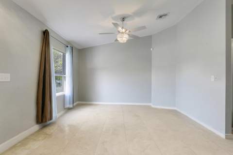 825 SE Cavern Avenue, Port St. Lucie FL - photo 23 of 48