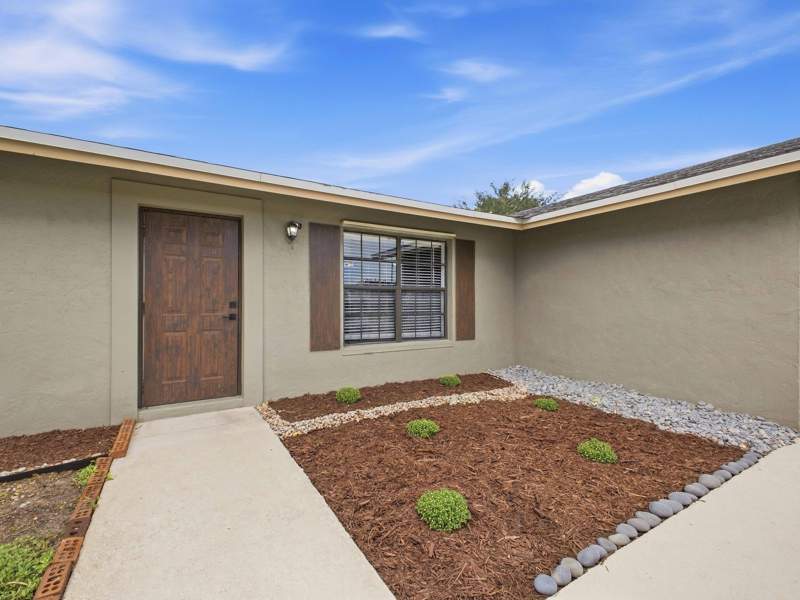 3 bedroom Single Family Residence at 234 La Mancha Avenue, LA MANCHA, Royal Palm Beach — photo 4