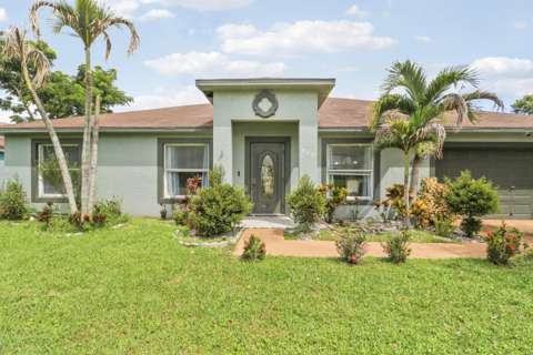 825 SE Cavern Avenue, home for sale in Port St. Lucie 34983