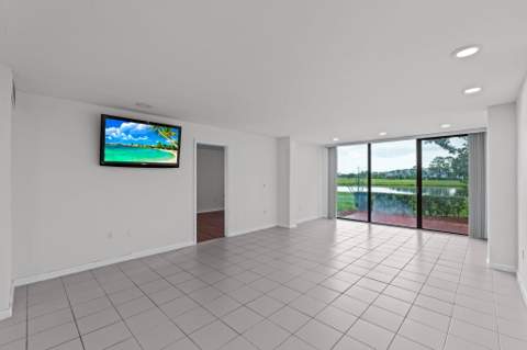 4822 Esedra Court #106, Lake Worth FL - photo 10 of 34