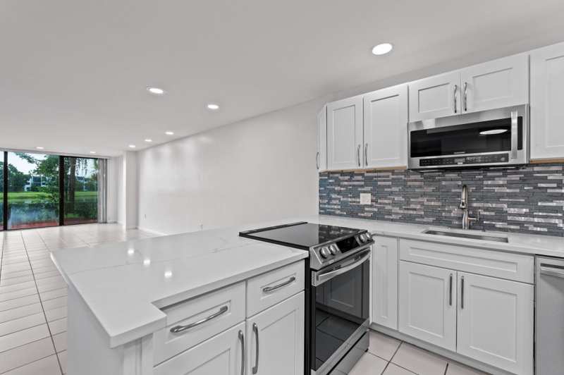 2 bedroom Condominium at 4822 Esedra Court #106, Fountains Of Palm Beach Condo 4, Lake Worth — photo 1