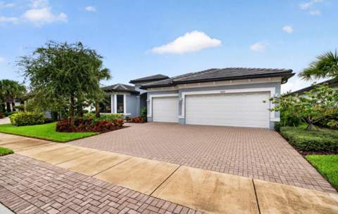 4529 Pinehurst Trail, Oakland Park FL - photo 8 of 62