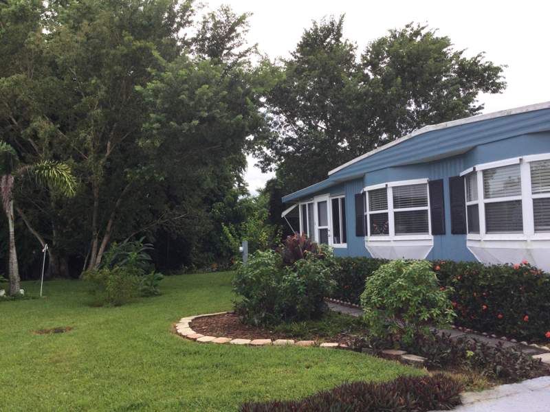 2 bedroom Mobile Home at 8 Santa Fe Lane, Spanish Lakes Riverfront, Port St. Lucie — photo 3