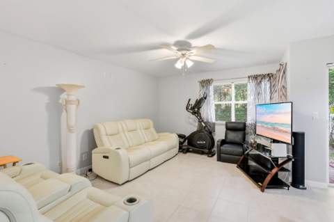 660 Imperial Lake Road, West Palm Beach FL - photo 9 of 54