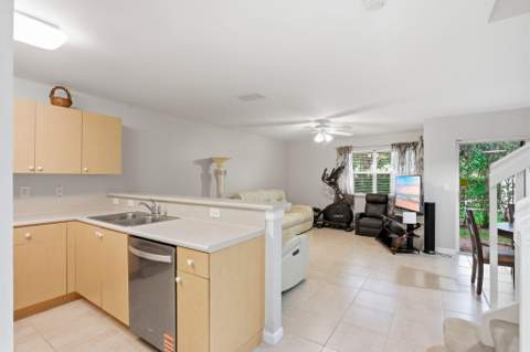 660 Imperial Lake Road, West Palm Beach FL - photo 13 of 54
