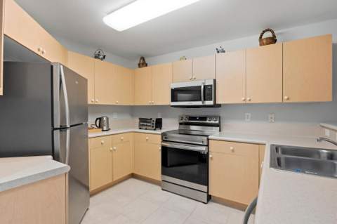 660 Imperial Lake Road, West Palm Beach FL - photo 15 of 54