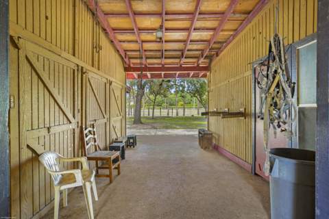 3516 Hanover Circle, Loxahatchee FL - photo 23 of 37