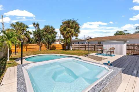 1227 N Ocean Breeze, Lake Worth Beach FL - photo 22 of 36