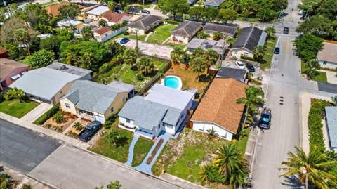 1227 N Ocean Breeze, Lake Worth Beach FL - photo 24 of 36