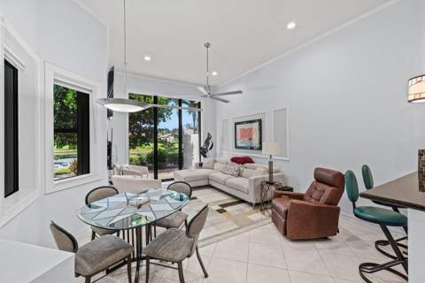 7167 Boscanni Drive, Boynton Beach FL - photo 11 of 35