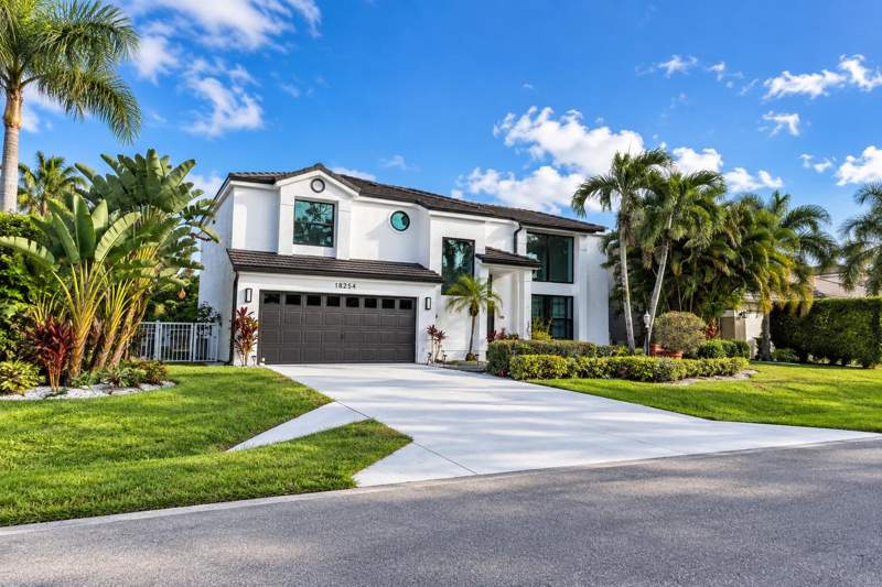 3 bedroom Single Family Residence at 18254 SE Fairview Circle, North Passage, Jupiter — photo 2