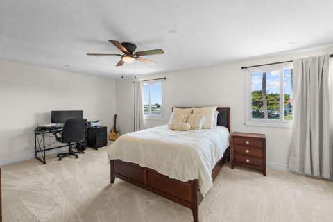 1237 Avondale Lane, West Palm Beach FL - photo 19 of 44