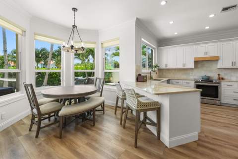 1237 Avondale Lane, West Palm Beach FL - photo 13 of 44
