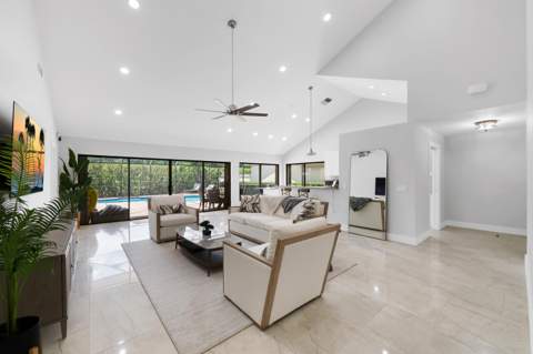 2505 Iroquois Circle, West Palm Beach FL - photo 18 of 25
